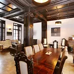 Aparthotel Schlossresidenz Fischhorn