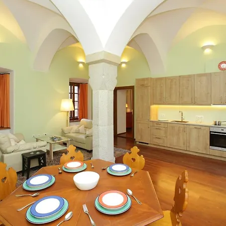 Schlossresidenz Fischhorn Lägenhetshotell Fusch an der Glocknerstraße