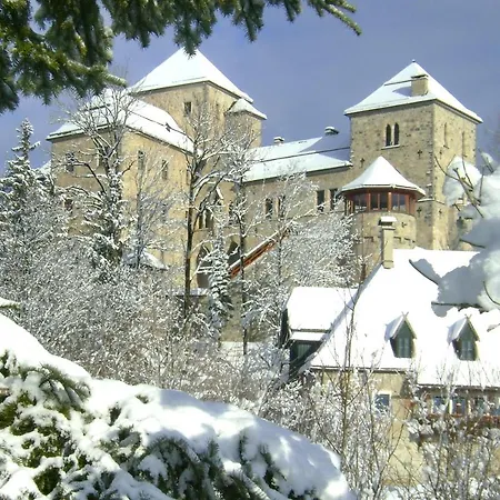 Aparthotel Schloss Fischhorn Am