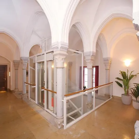 Schlossresidenz Fischhorn Apart Otel Fusch an der Glocknerstraße