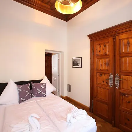 Schlossresidenz Fischhorn Apart Otel Fusch an der Glocknerstraße